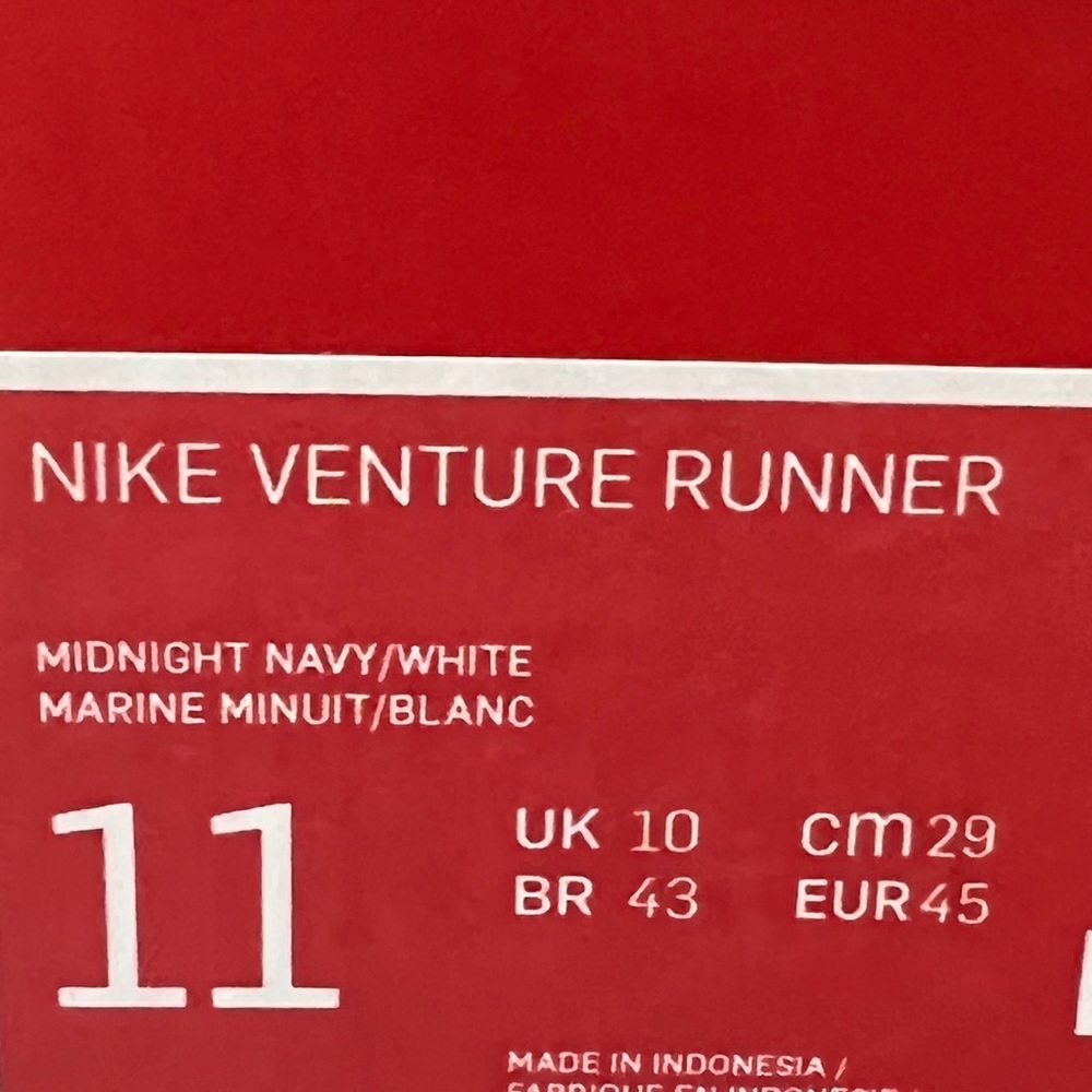 NWT Nike Venture Runner Men’s Shoes - Picture 8 of 8